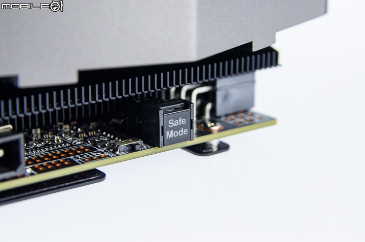 突破極限 華碩ROG Matrix GTX 980 Ti顯示卡