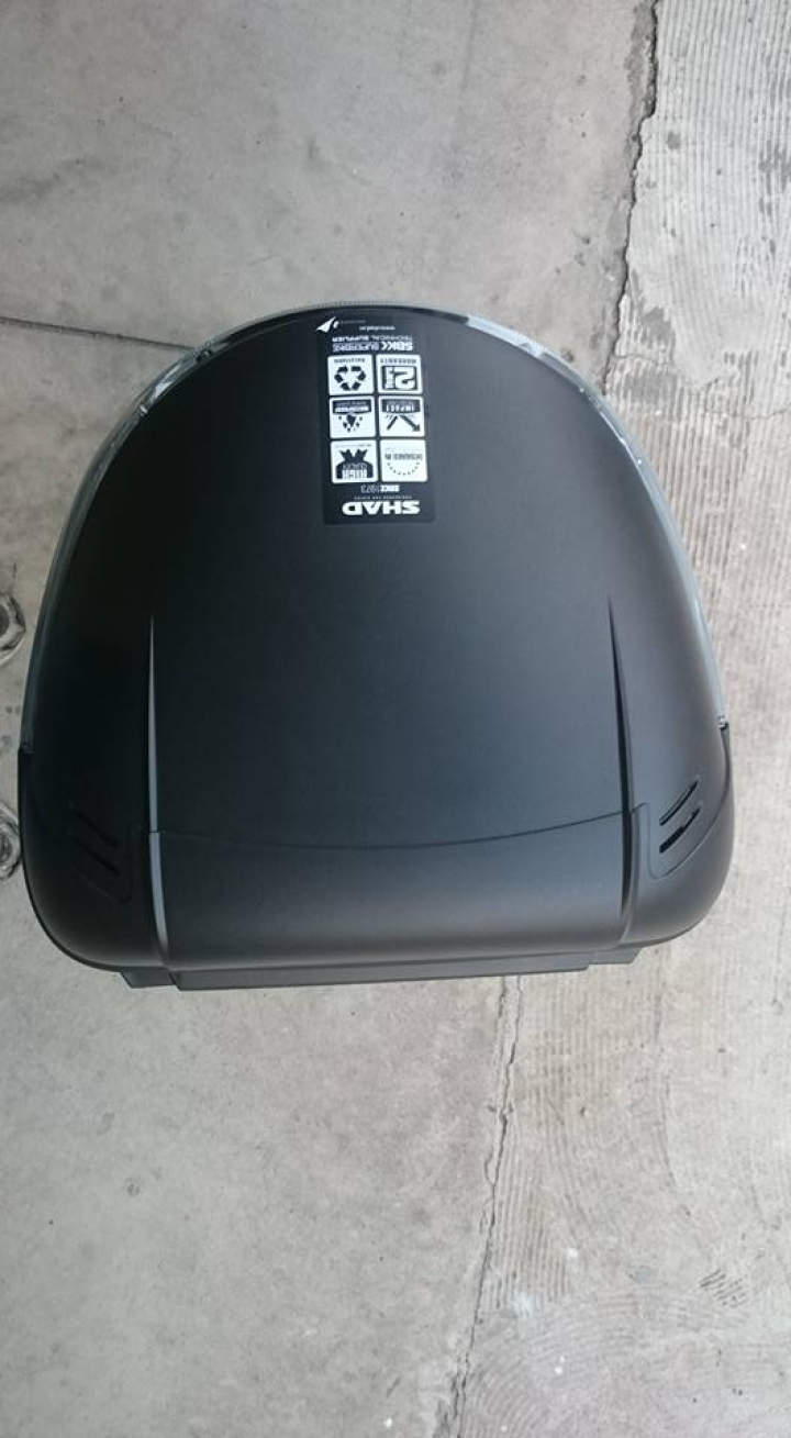 KYMCO V2-125+ 加裝33公升行李箱