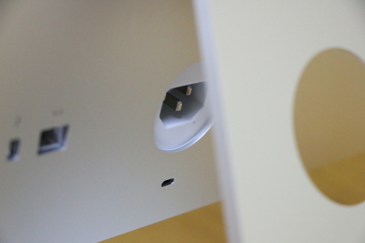 iMac配備Retina 4K display 開箱+評測文