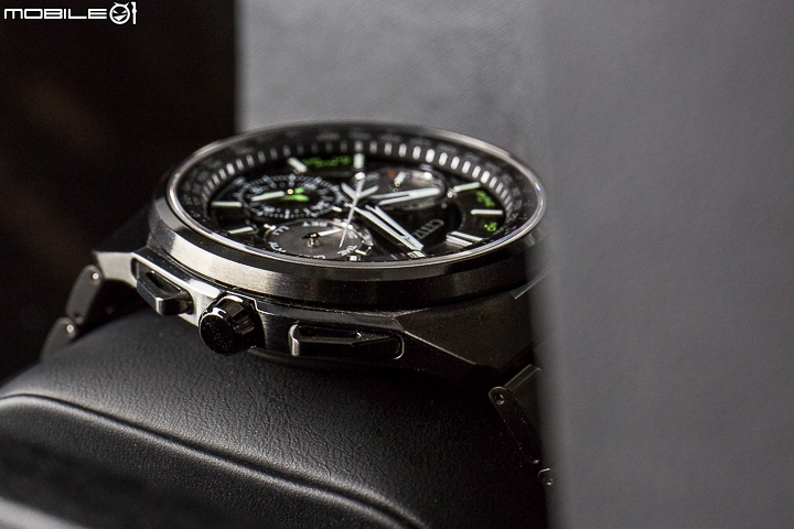 三秒對時!CITIZEN CC9015-54E 光動能GPS腕錶