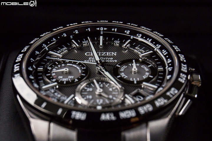 三秒對時!CITIZEN CC9015-54E 光動能GPS腕錶