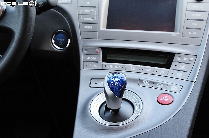 2015 Prius E末班車開箱分享