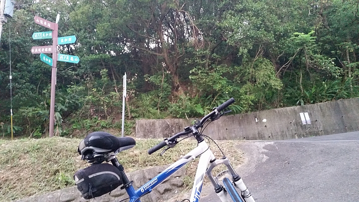 【路線分享】龜山/樹林 交界的 大棟山 405三角點 (德和路 → 大棟山)