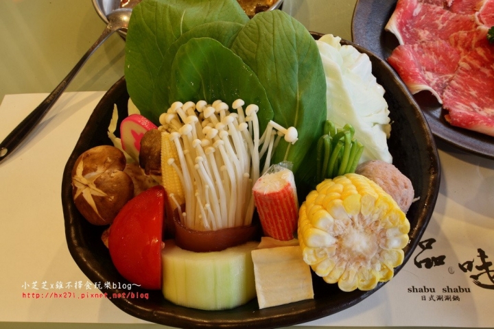 【台北美食】三重火鍋推薦 手掌大海鮮霸王虎蝦 起司牛奶鍋 品味日式涮涮鍋 手作蝦漿、芋頭丸子、土雞肉推薦 捷運三重國小站