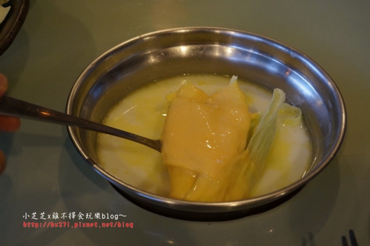 【台北美食】三重火鍋推薦 手掌大海鮮霸王虎蝦 起司牛奶鍋 品味日式涮涮鍋 手作蝦漿、芋頭丸子、土雞肉推薦 捷運三重國小站