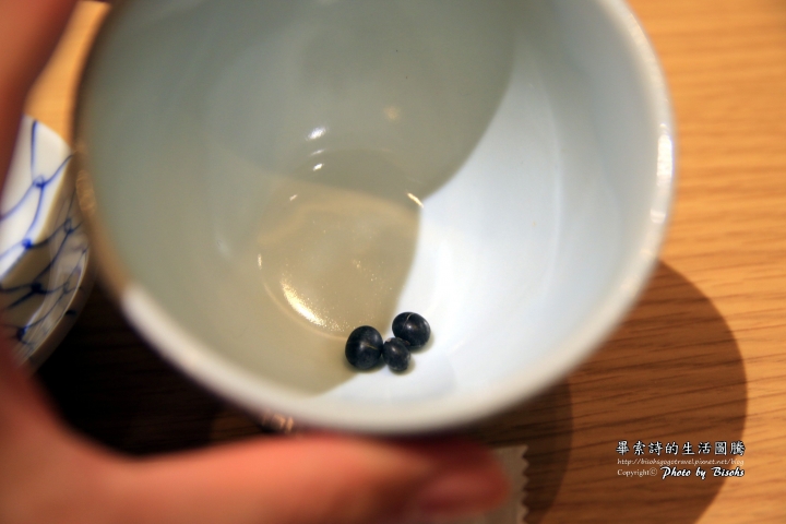 【食記】新鮮不油膩,完美組合的天丼 ─ 金子半之助