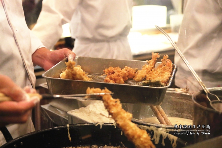 【食記】新鮮不油膩,完美組合的天丼 ─ 金子半之助