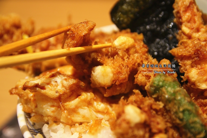 【食記】新鮮不油膩,完美組合的天丼 ─ 金子半之助