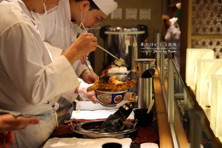 【食記】新鮮不油膩,完美組合的天丼 ─ 金子半之助