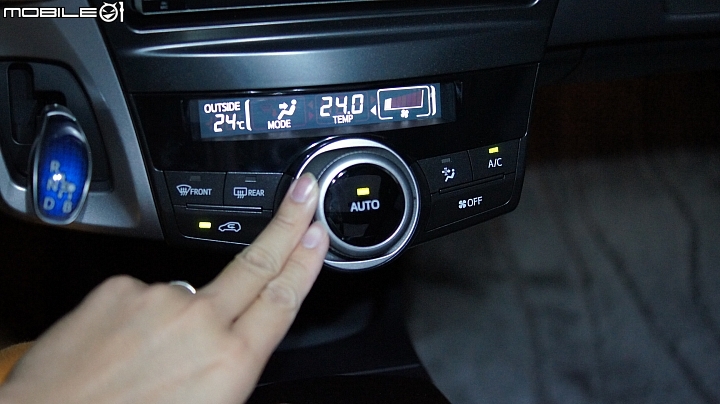 Prius α 省油 空間 便利 超級深度開箱文
