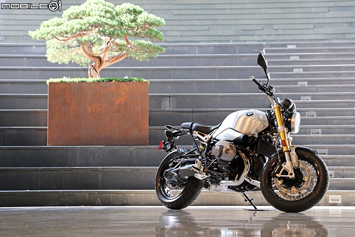 拳魂不滅 BMW R-nineT 2016 與 DKdesign R9TRACKER 專訪