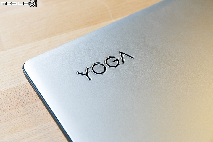 承襲經典進階效能 Lenovo Yoga 900