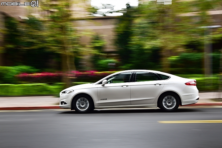 油電新面孔 Ford Mondeo Hybrid