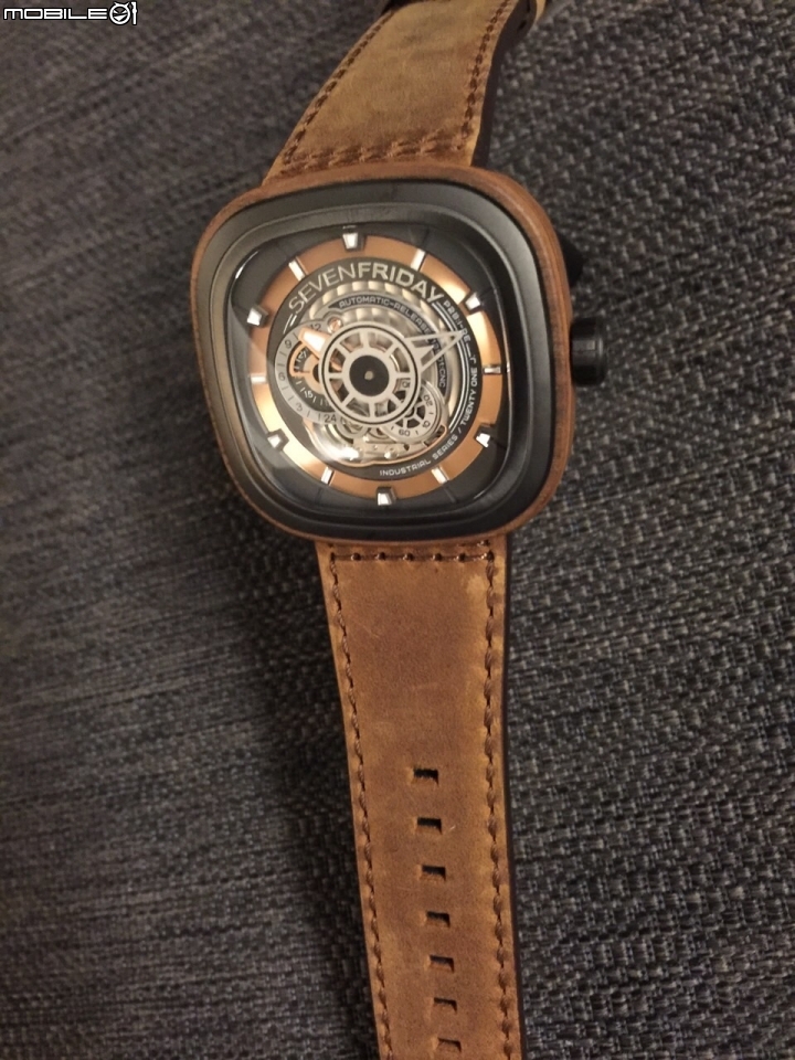 就這樣了吧,SEVENFRIDAY-1 !!!