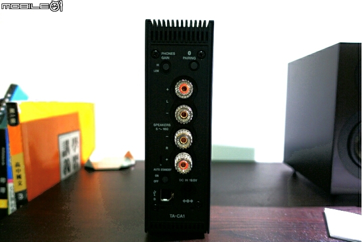 【開箱】SONY CAS-1緊湊型桌面音箱