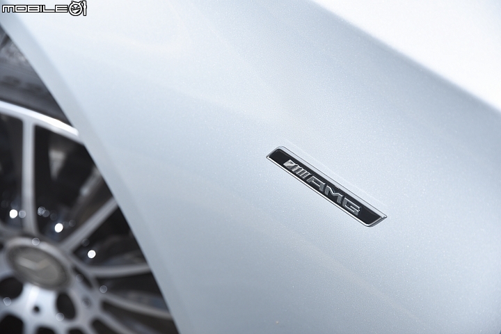 強悍二當家 Mercedes-Benz C450 AMG 4MATIC