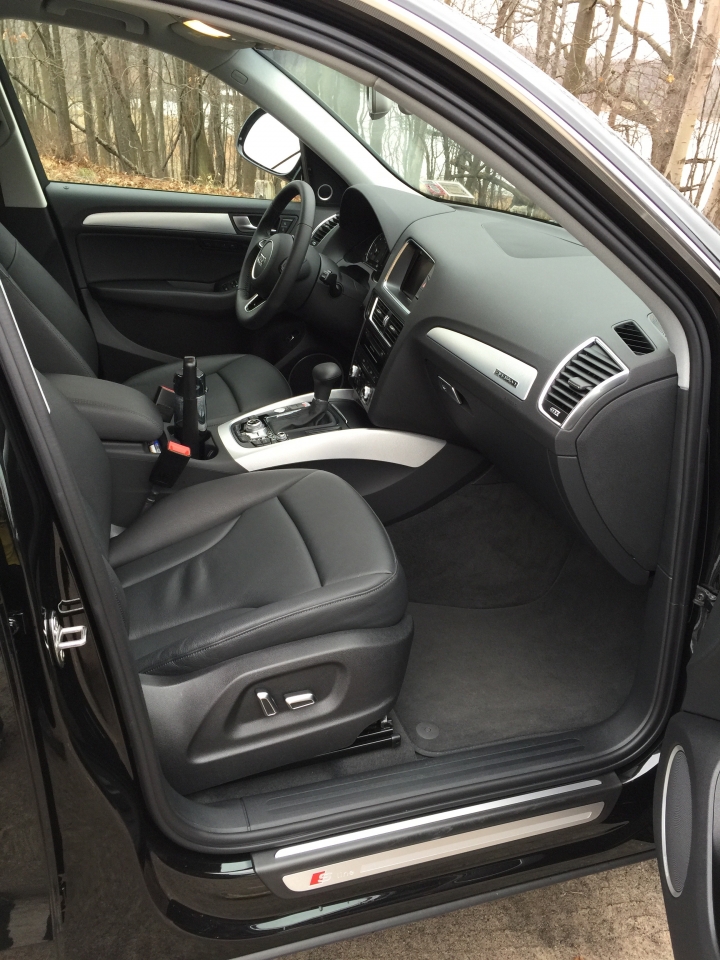 2016 Audi Q5 3.0 T 8000英里 開箱 & 心得分享