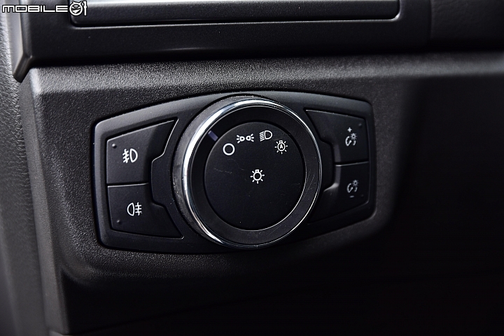油電新面孔 Ford Mondeo Hybrid