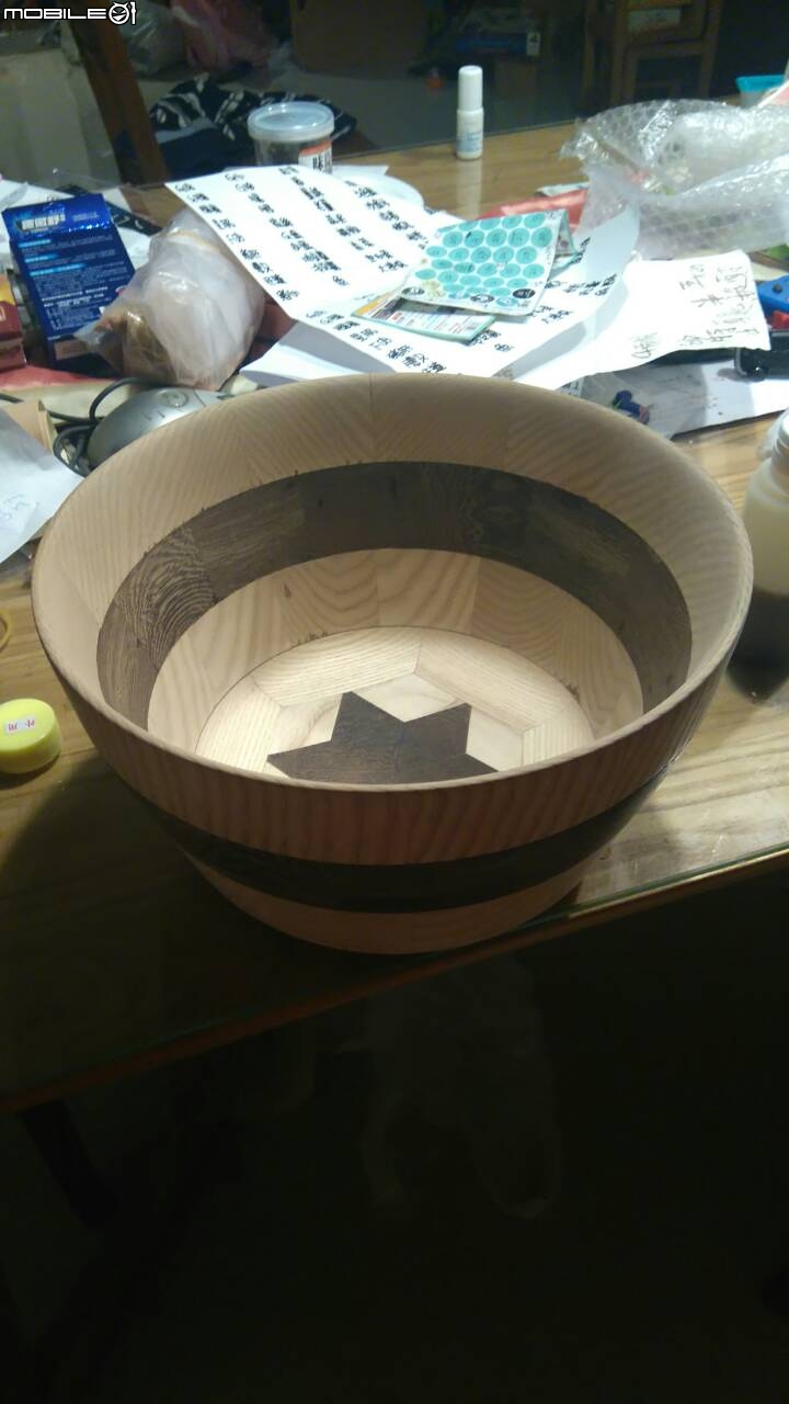 製作手工拼接沙拉碗