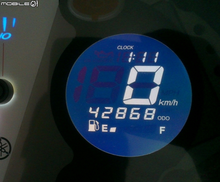 新勁戰液晶儀表板淡化 DIY 維修處理過程