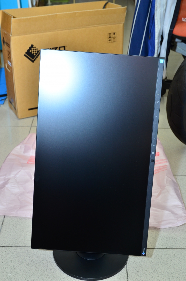 EIZO EV2450 日本攜回開箱