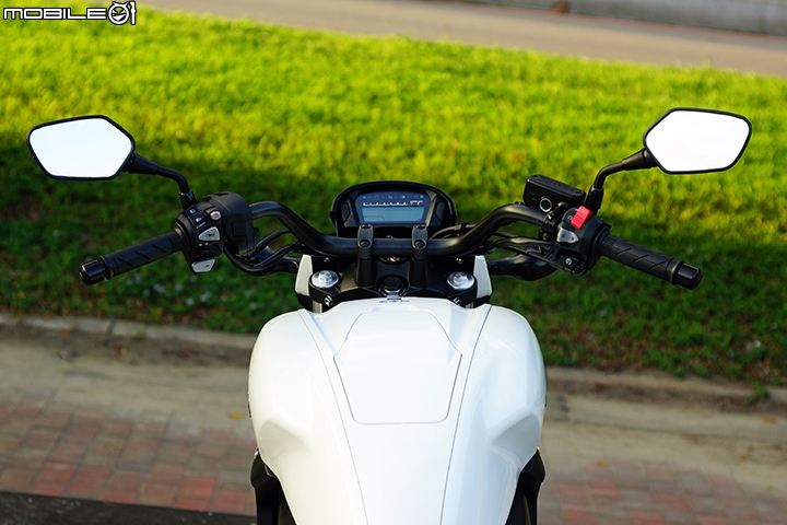 雙離合器高科技輕度巡航 Honda CTX700N DCT