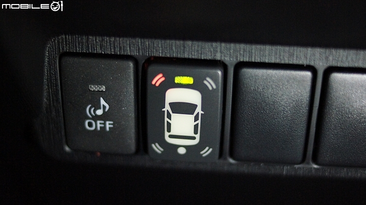 Prius α 省油 空間 便利 超級深度開箱文