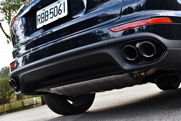 全方位強力戰將 Porsche Cayenne S