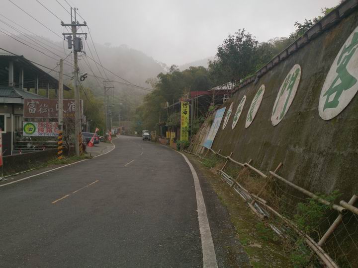 終於空出時間來騎車了………「彰化===竹山八卦茶園」……我是神經病????
