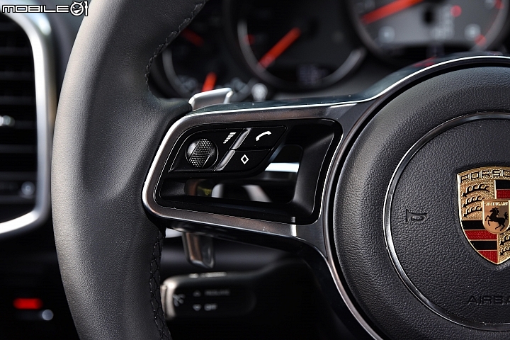 全方位強力戰將 Porsche Cayenne S