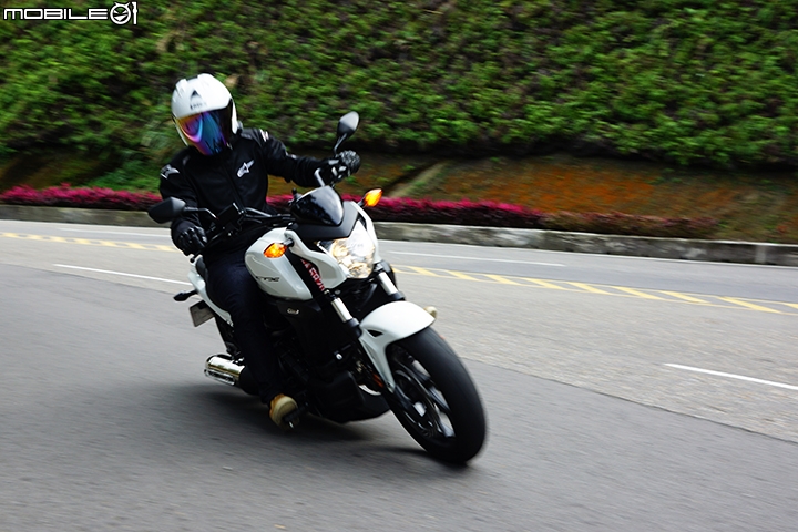 雙離合器高科技輕度巡航 Honda CTX700N DCT