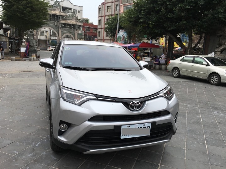2016 RAV4 開箱
