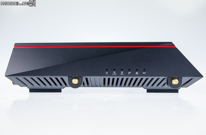 三頻八天線加持 華碩RT-AC5300無線分享器試用