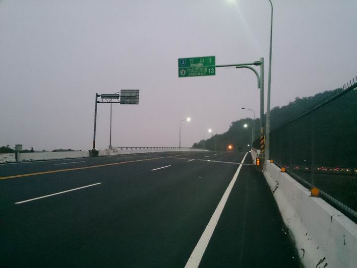 終於空出時間來騎車了………「彰化===竹山八卦茶園」……我是神經病????