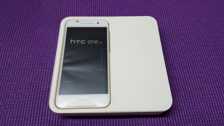2015年最後的開箱文HTC one A9 黃晶金