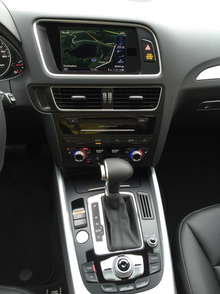 2016 Audi Q5 3.0 T 8000英里 開箱 & 心得分享