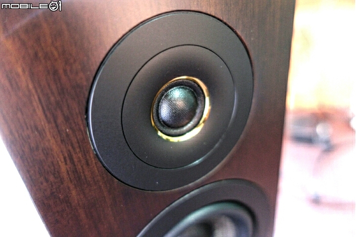 【開箱】SONY CAS-1緊湊型桌面音箱