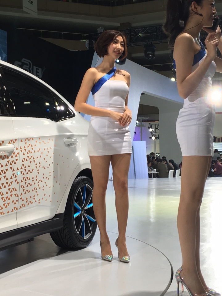 台北車展接力報─妹正、車帥、體驗讚