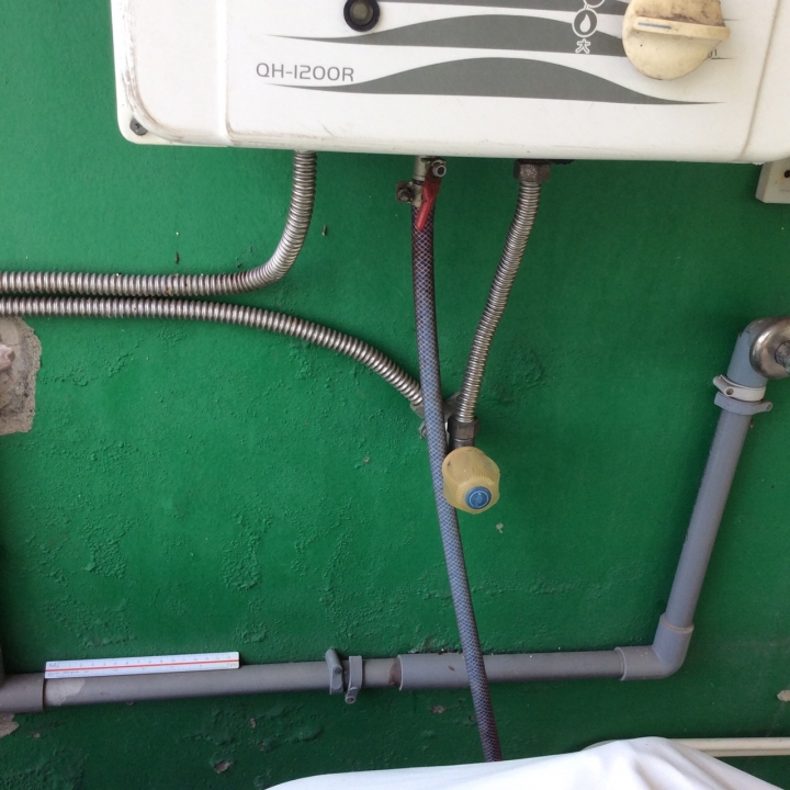 求助!屏東老家熱水器就是沒有穩定熱水