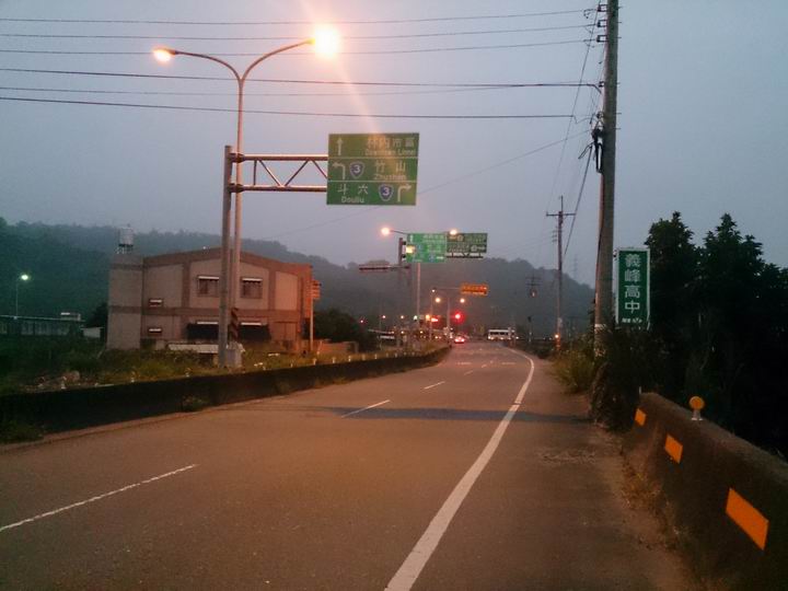 終於空出時間來騎車了………「彰化===竹山八卦茶園」……我是神經病????