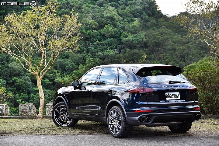 全方位強力戰將 Porsche Cayenne S