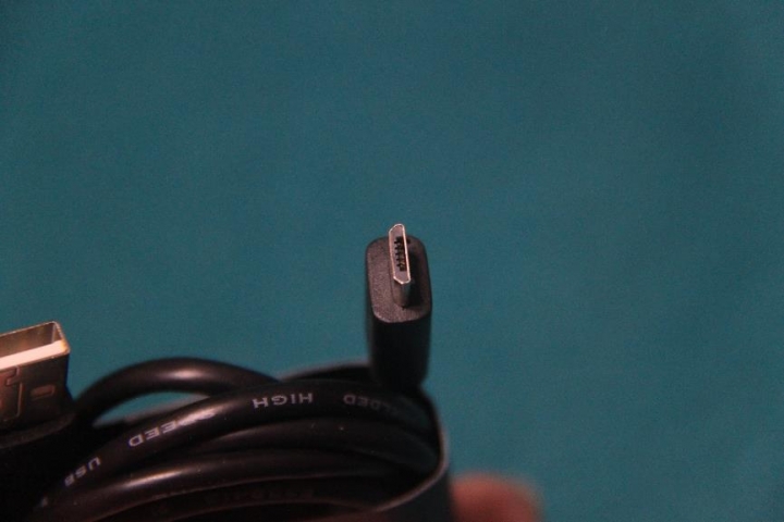 【開箱+簡易心得】COWON Hi-Fi 掌中星鑽 PLENUE D CP值高