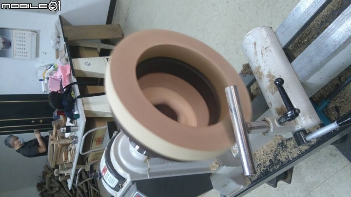 製作手工拼接沙拉碗