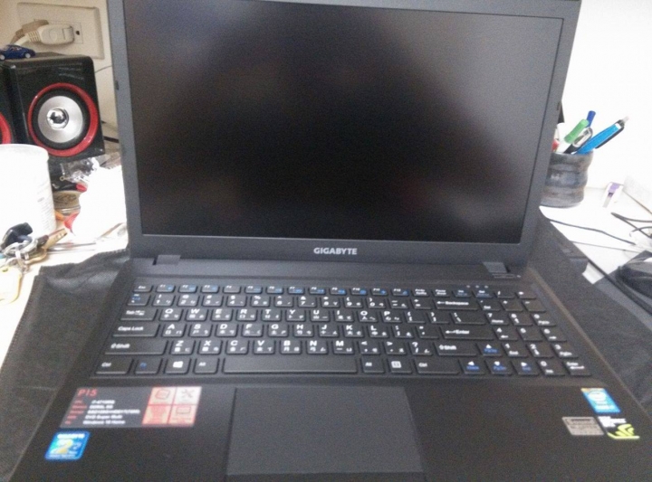GIGABYTE P15F V3 簡易開箱 (資訊月相關活動)