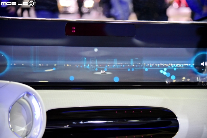 窺見未來移動世界 M.Benz F015自動駕駛概念車試乘體驗