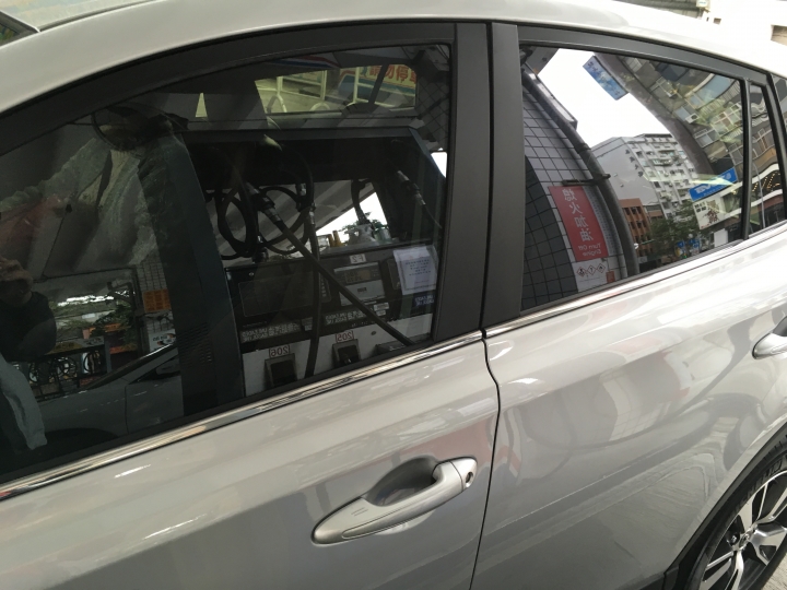 2016 RAV4 開箱