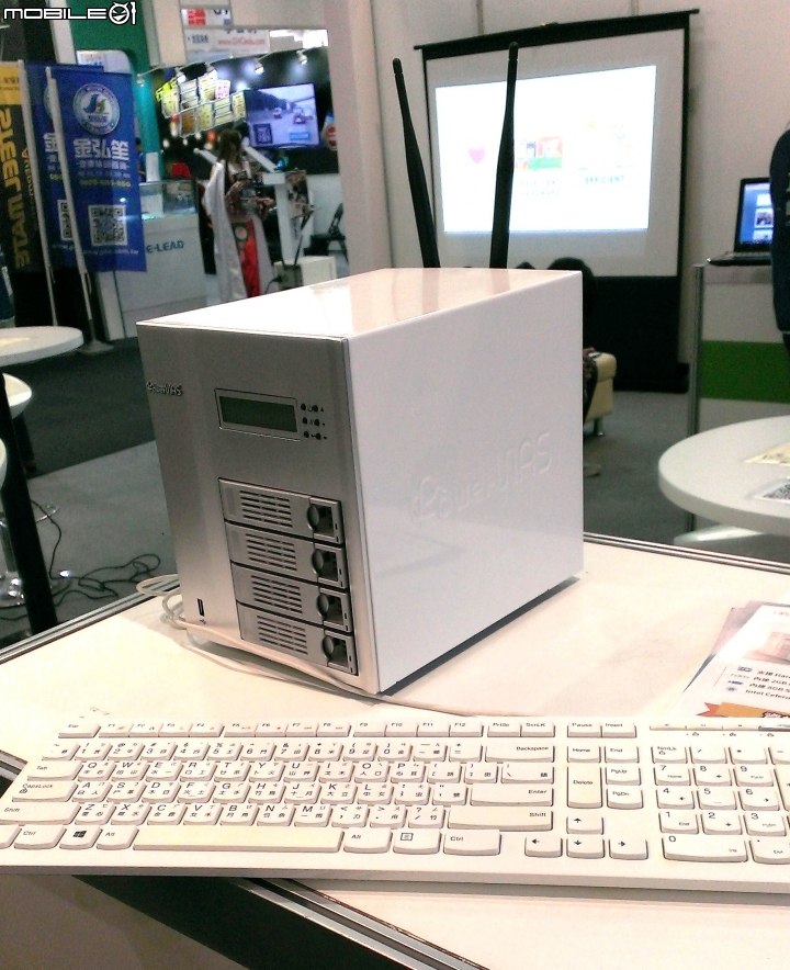 【開箱】PowerNAS PN-401 輕鬆上手,初階or進階?讓玩家自由定義!