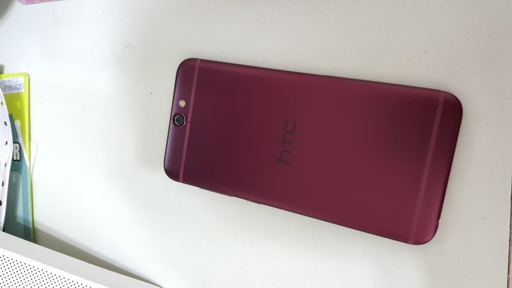 A9石榴紅開箱,附與NOTE 5簡單心得比較(文長)