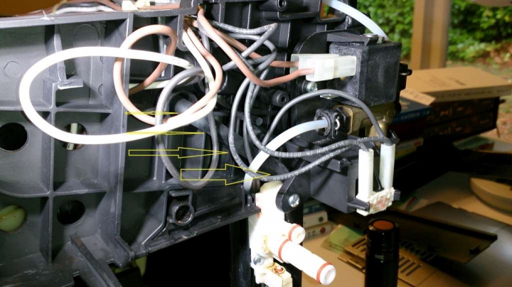 迪朗奇DeLonghi ESAM機型咖啡流量小、不沖洗、開機準備時間長--可能的解決方法