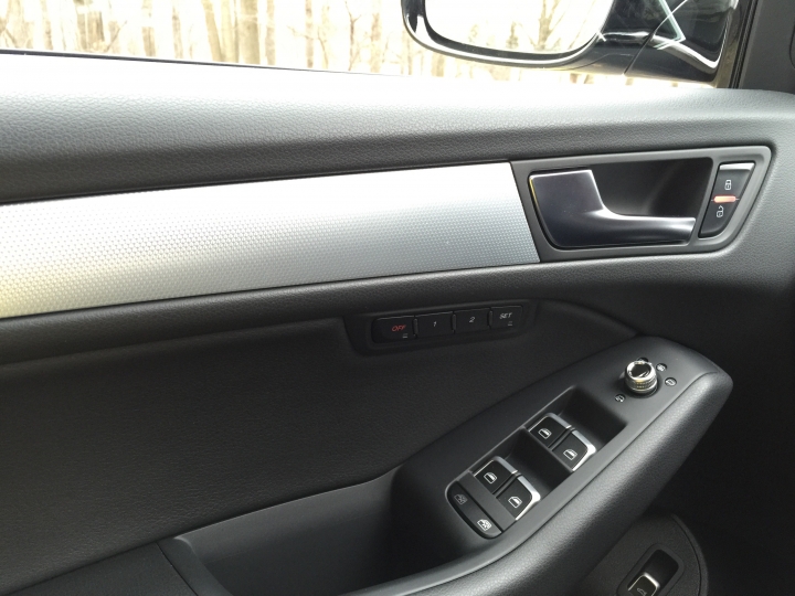 2016 Audi Q5 3.0 T 8000英里 開箱 & 心得分享